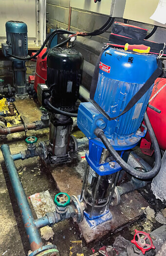 https://plumbergirrawheen.com.au/uploads/2025/06/commercial-plumbing-134266.jpg