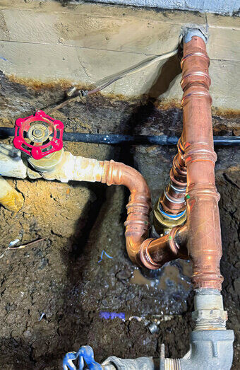 https://plumbergirrawheen.com.au/uploads/2025/06/emergency-plumbing-826583.jpg