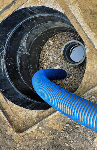 https://plumbergirrawheen.com.au/uploads/2025/06/pipe-relining-84958.jpg